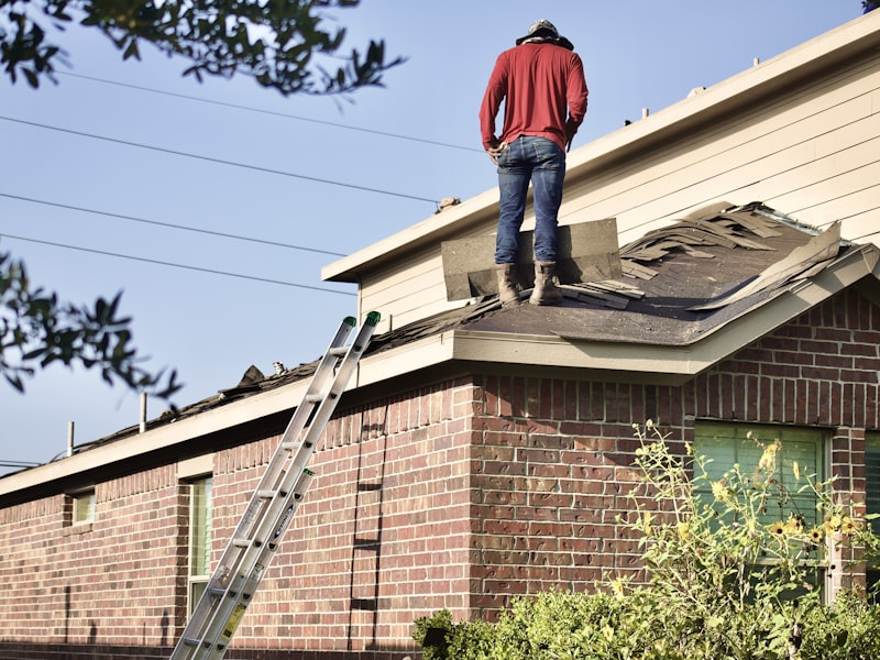Maris & Son Roofing at work